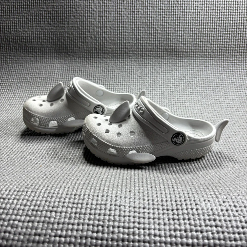 Crocs Clogs Kids Size C9 Grey Shark Classic Novelty Slip On Water Shoes Beach